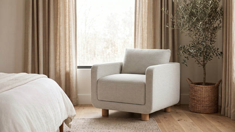 Caption: Shown in Kravet Oslo Spring | Lifestyle