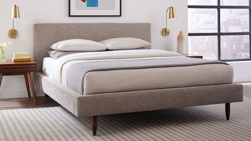 Caption: Shown in Julius Dove | Lifestyle